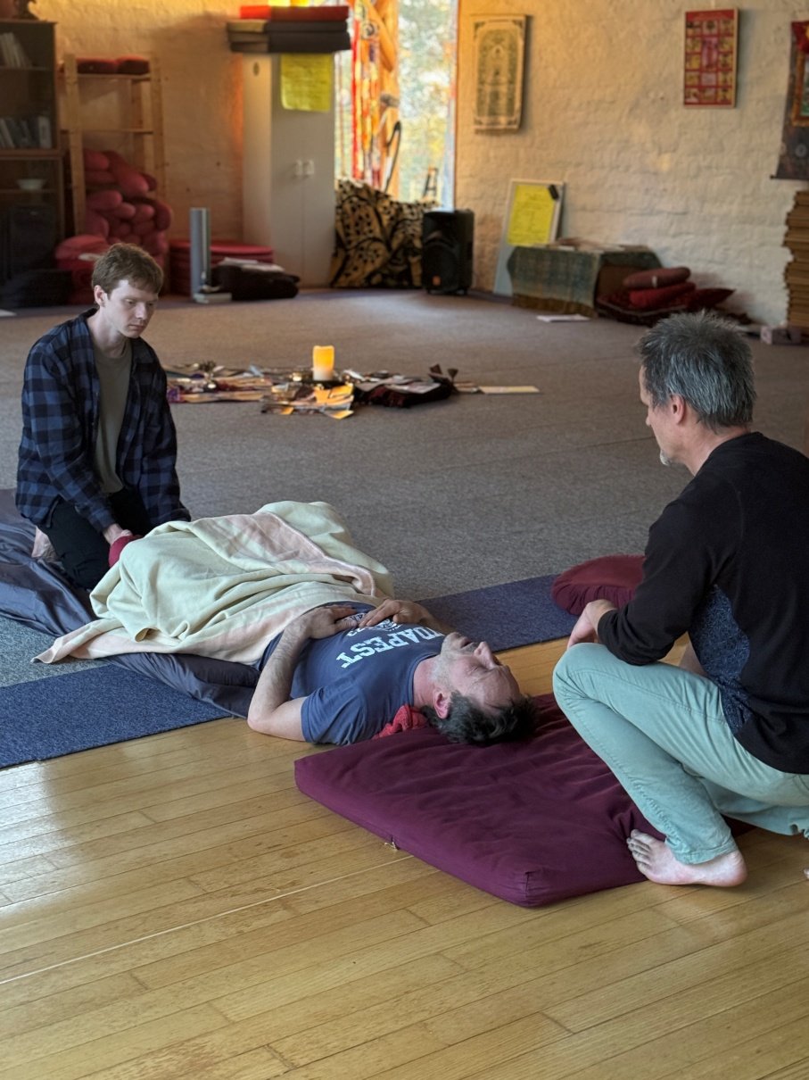 Breathwork vs Mainstream Psychology